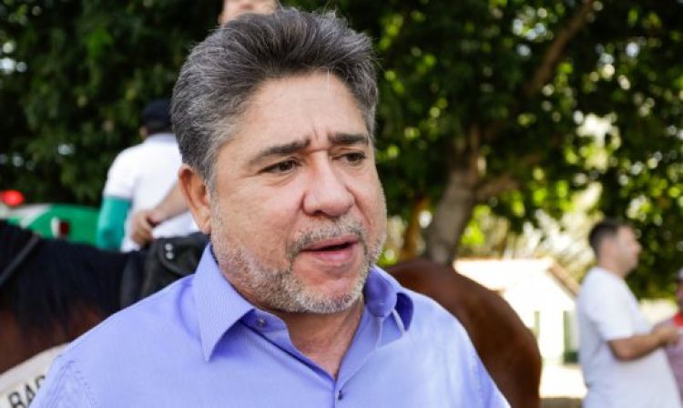 Com informações do politicadinamica