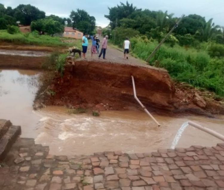 Com Informações: GP1