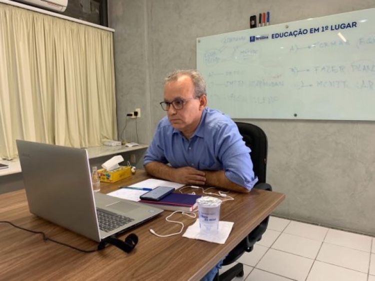 Com Informações: Meio Norte