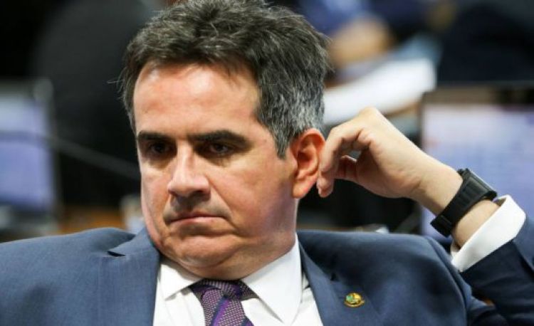 Com Informações: Carta Piauí