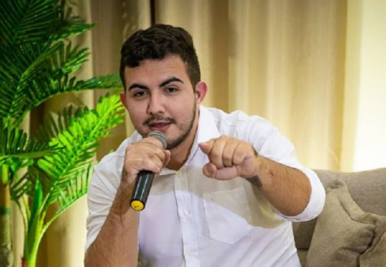 Com Informações: Blog do Coveiro