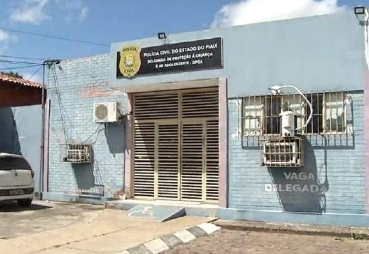 Com sinais de espancamento, bebê morto é abandonado em hospital de Teresina (Foto: Rede Meio Norte)