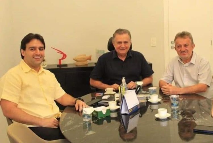 PETISTAS SE ALIANDO A BOLSONARISTA, SÓ NO PIAUÍ!