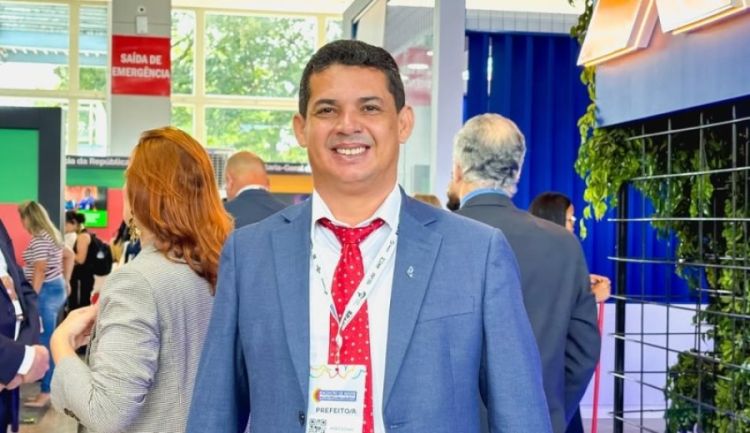 Prefeito João Arilson. Foto: reprodução/rede social