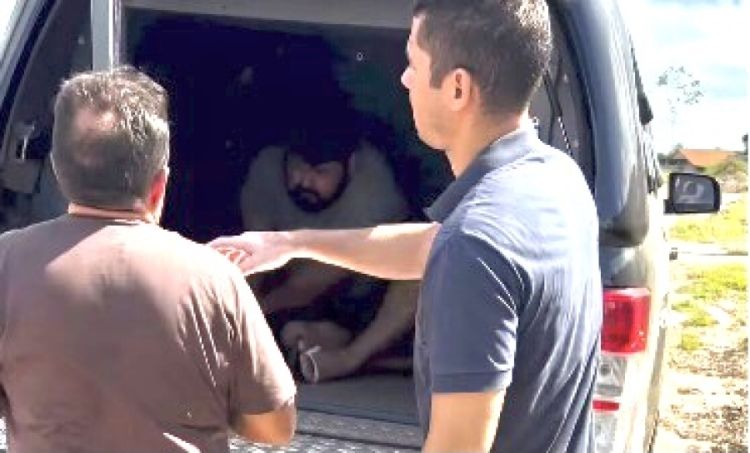 Condenado sendo preso - Foto: Divulgação/PC 