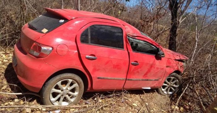 Com informações do mural da vila
