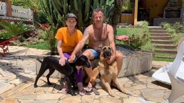 Ronaldo Quatrucci e a mãe, Philomena. Fonte: Jornal Extra